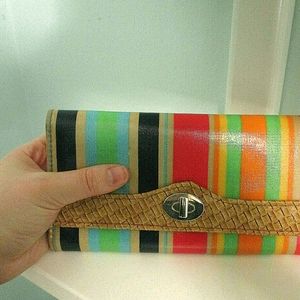 Kohl's Colorful Striped Wallet Purse 👛